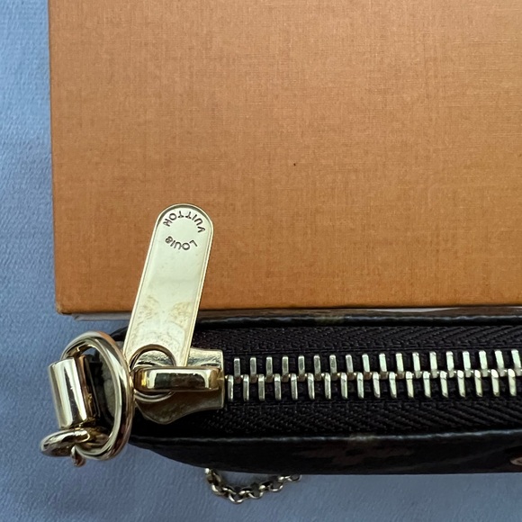 Authentic Louis Vuitton preloved mini pochette - Picture 8 of 8